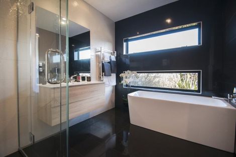 Photo of property in 11 Matipo Street, Wanaka, 9305