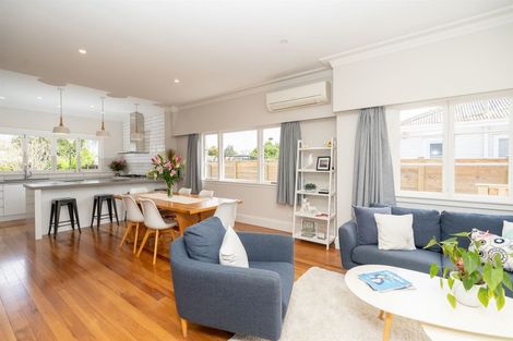 Photo of property in 13 Firth Street, Hamilton East, Hamilton, 3216