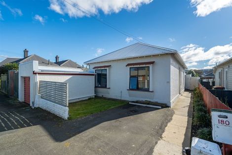 Photo of property in 180 Melbourne Street, South Dunedin, Dunedin, 9012