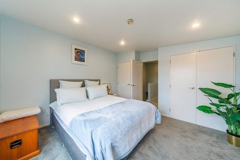 Photo of property in 15 Marjory Close, Broadmeadows, Wellington, 6035