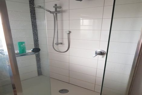 Photo of property in 8 Coniston Avenue, Ilam, Christchurch, 8041