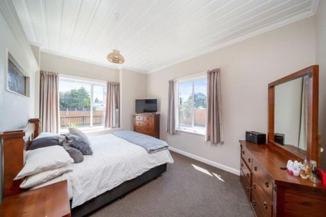 Photo of property in 43 Grey Street, Normanby, Hawera, 4614