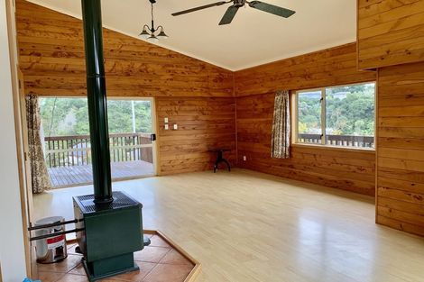 Photo of property in 65 Stillwater Crescent, Stillwater, Silverdale, 0993