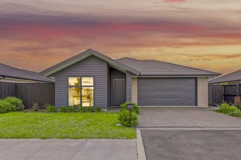 Photo of property in 175 Faringdon Boulevard, Rolleston, 7615