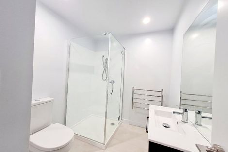 Photo of property in Frank Sargeson Apts, 106/80 Anzac Street, Takapuna, Auckland, 0622
