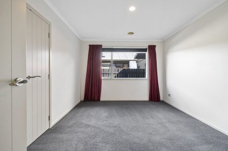 Photo of property in 3 Peppertree Glade, Kelvin Grove, Palmerston North, 4414