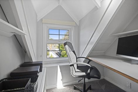 Photo of property in 12 Regia Close, Half Moon Bay, Auckland, 2012