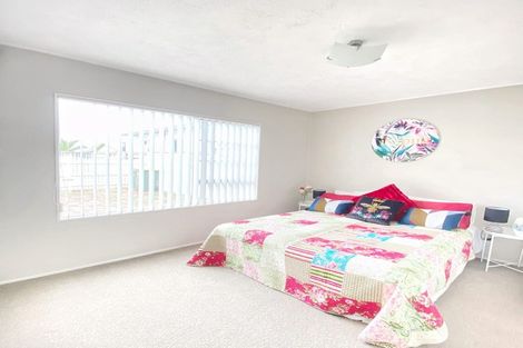 Photo of property in 3/63 Kenderdine Road, Papatoetoe, Auckland, 2025