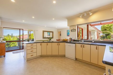 Photo of property in 41 Domain Road, Waipawa, 4210