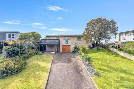Photo of property in 49 Harbour Road, Ohope, 3121