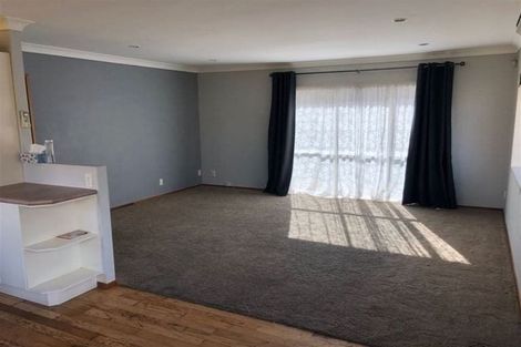 Photo of property in 2/35 Fenton Street, Papatoetoe, Auckland, 2025