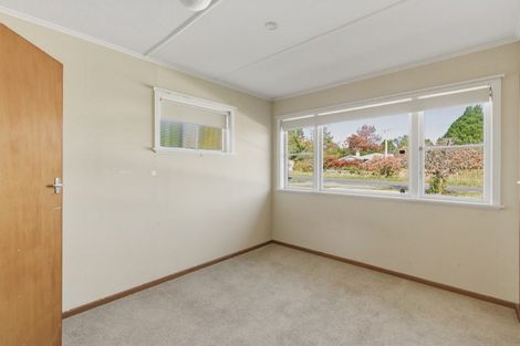 Photo of property in 9 Rangatira Road, Hunterville, 4730