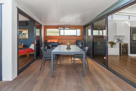 Photo of property in 35 The Esplanade, Raumati South, Paraparaumu, 5032