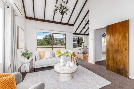 Photo of property in 1 Thurso Grove, Papakowhai, Porirua, 5024