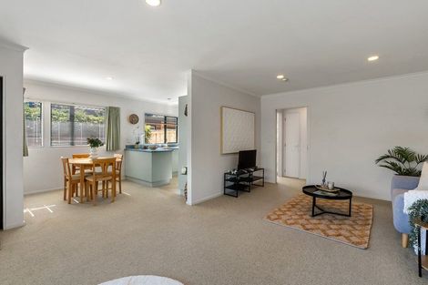 Photo of property in Redwood Village, 15/42 Main Road, Tawa, Wellington, 5028
