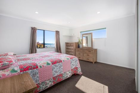 Photo of property in 125 Eskdale Road, Papakowhai, Porirua, 5024