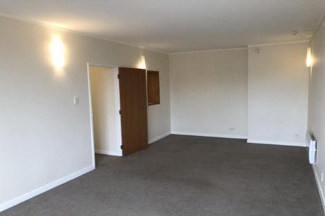 Photo of property in Hobson Court Flats, 28/70u Hobson Street, Thorndon, Wellington, 6011