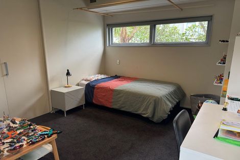 Photo of property in 70 Domain Crescent, Muriwai, Waimauku, 0881