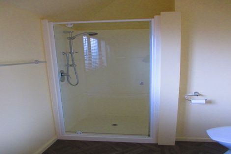 Photo of property in 102 Roberta Drive, Somerfield, Christchurch, 8024