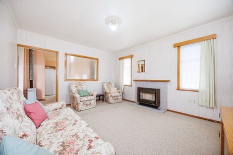Photo of property in 32 Andrew Street, Feilding, 4702