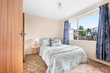 Photo of property in 18f2- Seddon Street, Wallaceville, Upper Hutt, 5018