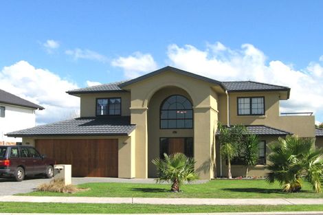 Photo of property in 11 Piriti Drive, Te Atatu Peninsula, Auckland, 0610