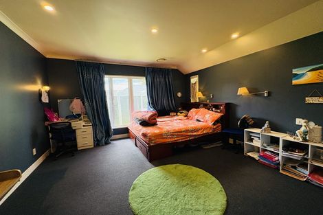 Photo of property in 6 Holly Court, Palmerston North, 4410