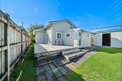Photo of property in 44 Fitzroy Road, Fitzroy, New Plymouth, 4312