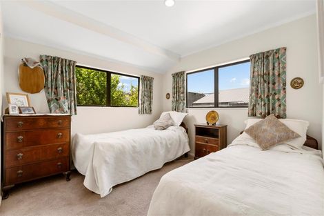 Photo of property in 33 Ngaparaoa Drive, Maketu, 3189