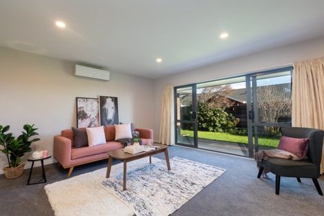 Photo of property in 76 Kapanui Road, Waikanae, 5036