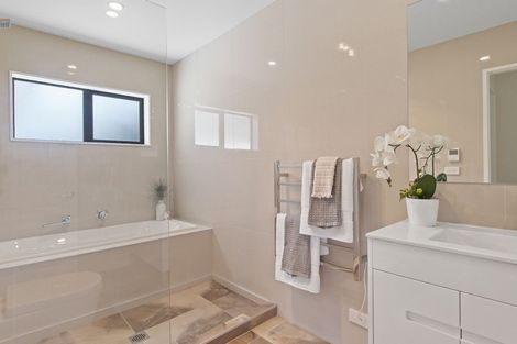 Photo of property in 70 Pinehurst Drive, Pauanui, Hikuai, 3579