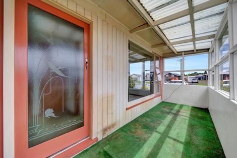 Photo of property in 52a Blake Street, Waitara, 4320