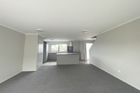 Photo of property in 6d Melleray Place, Randwick Park, Auckland, 2105