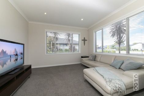 Photo of property in 12 Pohutukawa Parade, Riverhead, 0820
