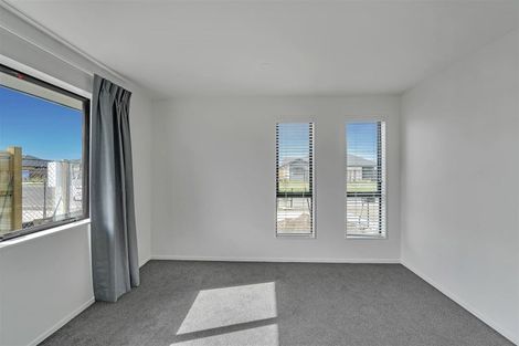 Photo of property in 71 Northmoor Boulevard, Rolleston, 7615