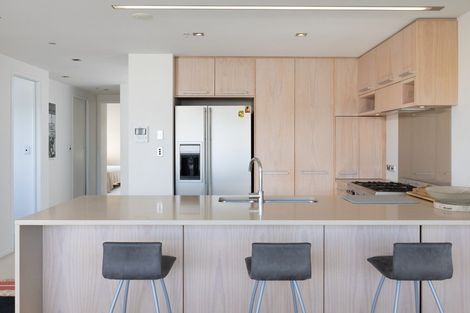 Photo of property in 6/50 Marine Parade, Mount Maunganui, 3116