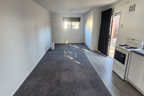 Photo of property in 82 Northcote Road, Northcote, Christchurch, 8052