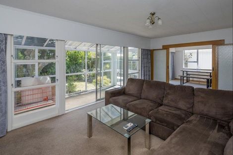 Photo of property in 84 Kirk Street, Otaki, 5512