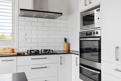 Photo of property in 6 Kaniera Terrace, Cambridge, 3434