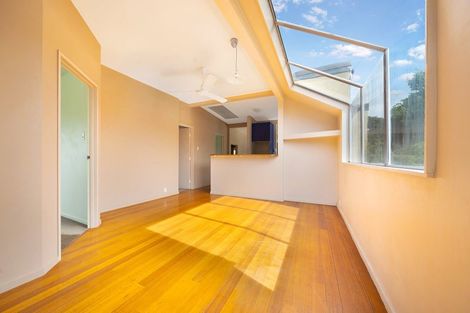 Photo of property in 28 Ferry Parade, Herald Island, Auckland, 0618
