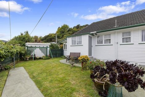 Photo of property in 50 Thomas Street, Stokes Valley, Lower Hutt, 5019