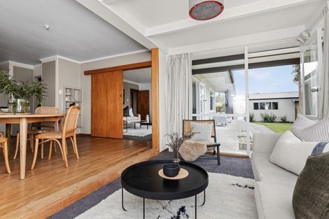 Photo of property in 16a Howard Road, Taradale, Napier, 4112