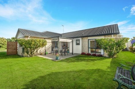 Photo of property in 25 Northmeadow Drive, Rototuna, Hamilton, 3210