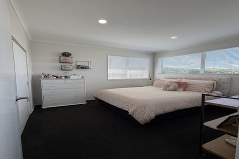 Photo of property in 15 Top Road, Pukekohe, 2120