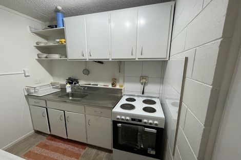 Photo of property in 2/4 Derby Street, Mount Victoria, Wellington, 6011