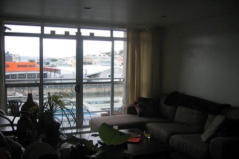 Photo of property in Grandstand Apartments, 80u6 Kent Terrace, Mount Victoria, Wellington, 6011