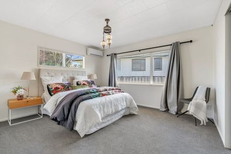 Photo of property in 18 Riverside Drive, Waiuku, 2123