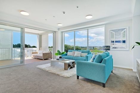 Photo of property in 223 Hibiscus Drive, Orewa, 0931