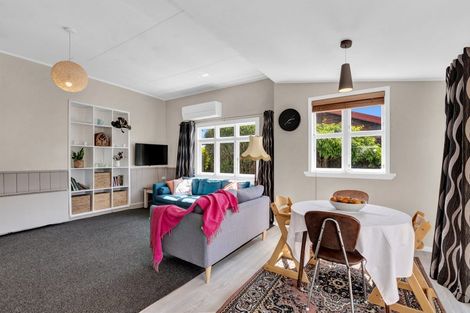 Photo of property in 5 Seymour Street, Hornby, Christchurch, 8042