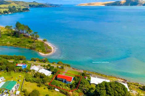 Photo of property in 24 Koutu Beach Road, Opononi, Kaikohe, 0473